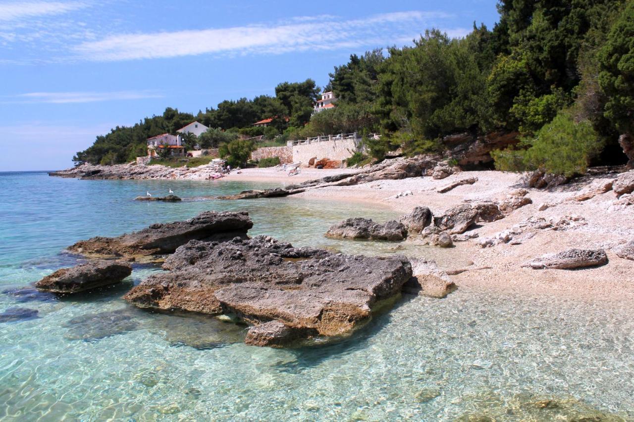 Apartments With A Parking Space Zavala, Hvar - 8912 Exterior foto